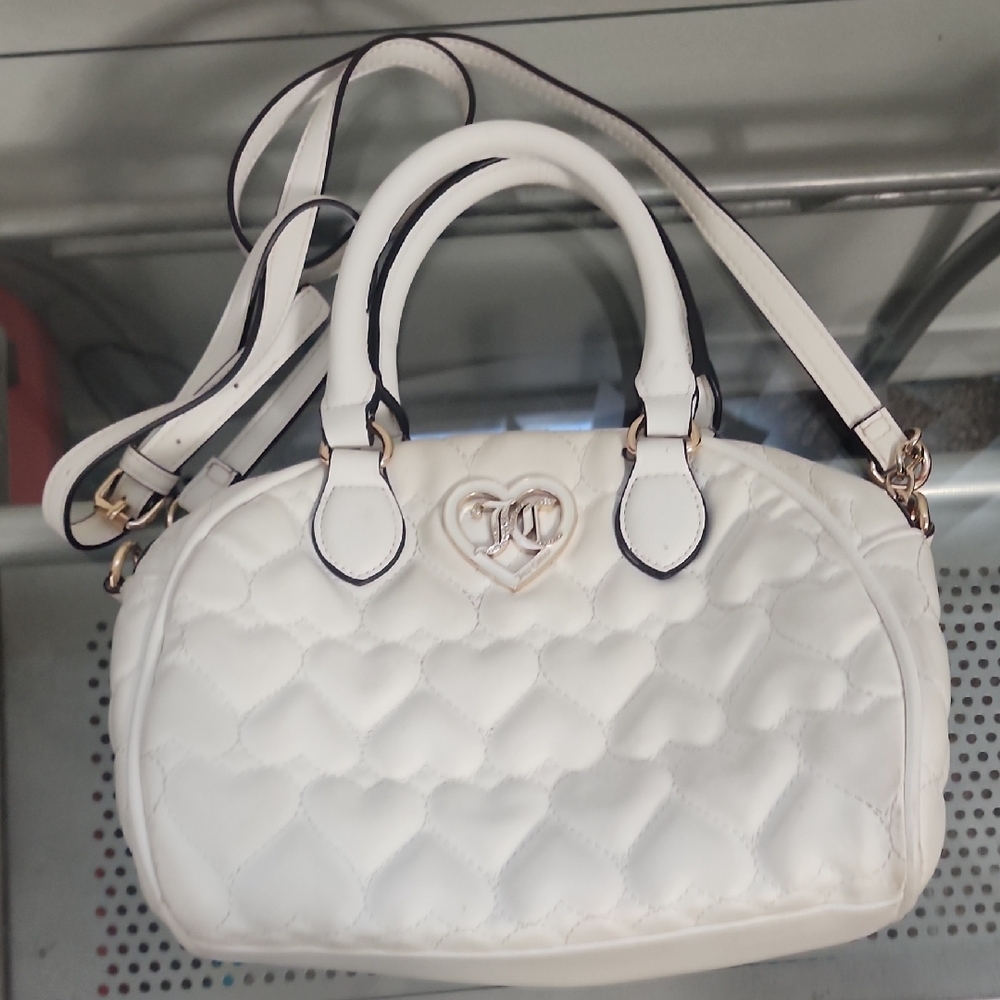 Juicy Couture Quilted White Heart Bag With Crossbody Strap - Picture 7 of 14